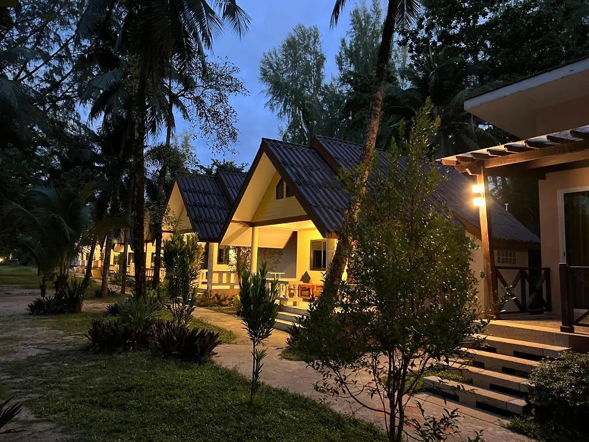 *** Resort Ao Thong beach Bungalows Bang Sak Thailand