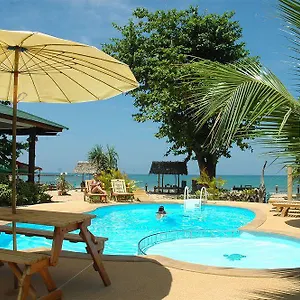 Resort Ocean View ***