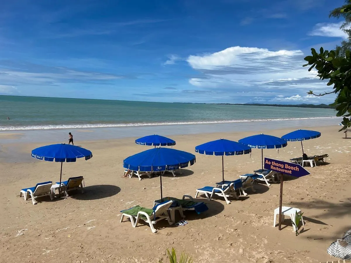 Ao Thong Beach Resort Bang Sak