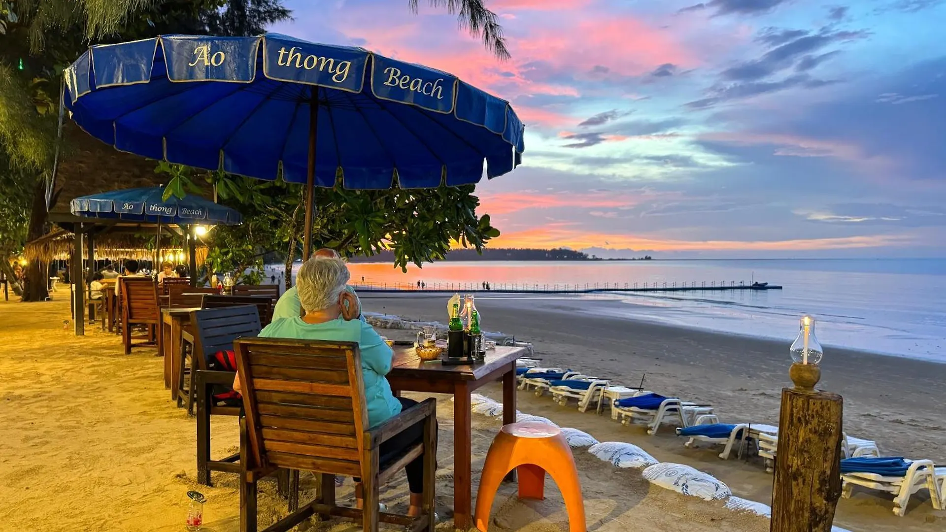 Ao Thong Beach Resort Bang Sak